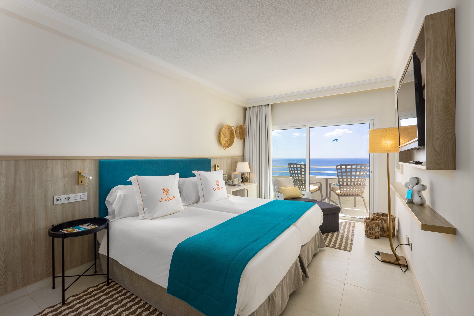 habitación unique deluxe view corallium dunamar