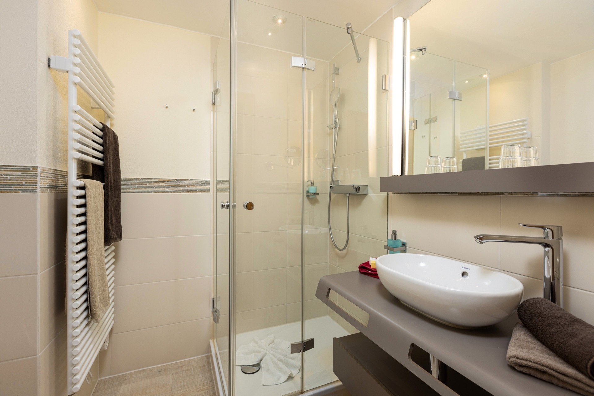 badezimmer doppelzimmer zur bergseite hotel ifa alpenhof wildental