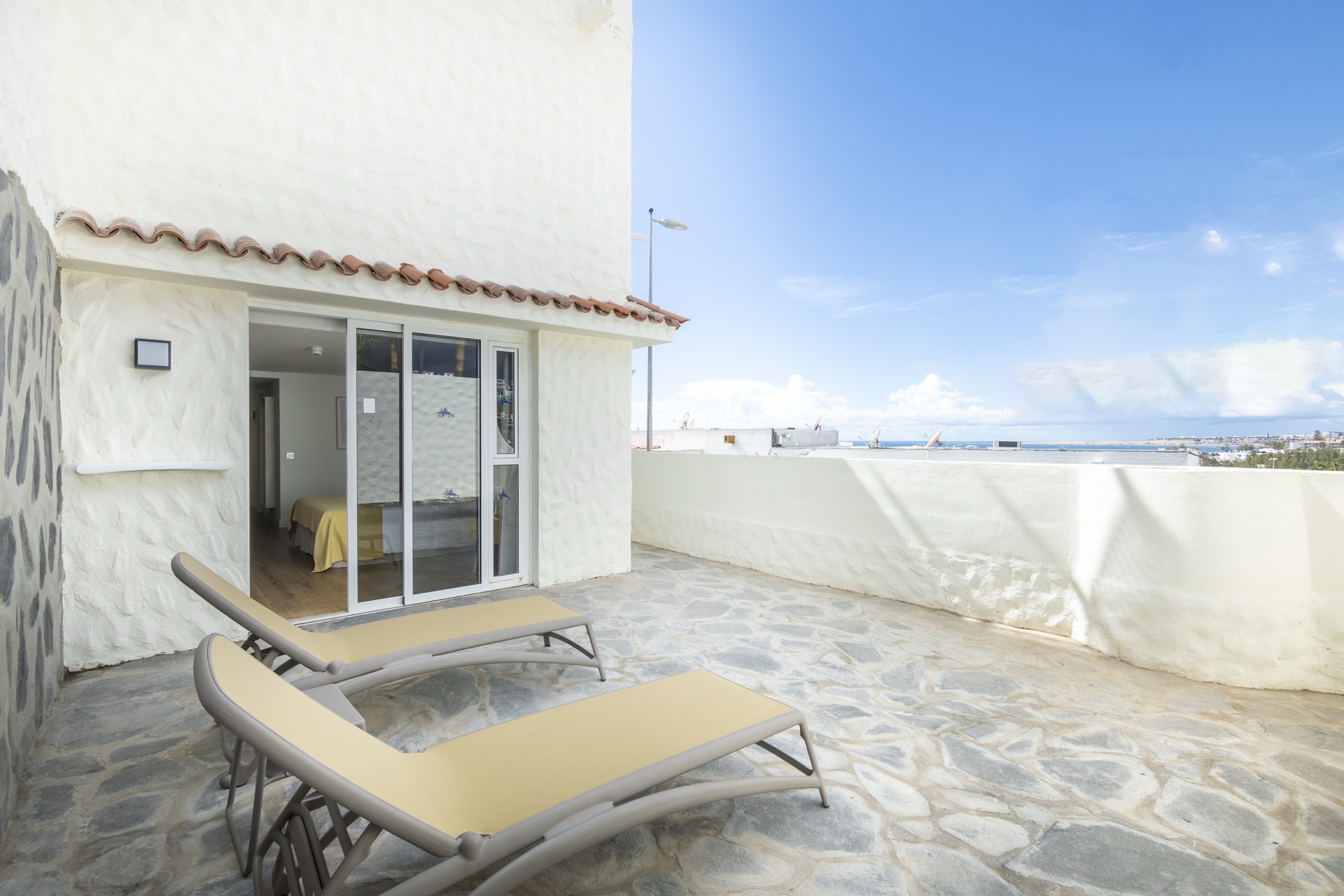 terrasse doppelterrasse zimmer hotel abora interclub atlantic