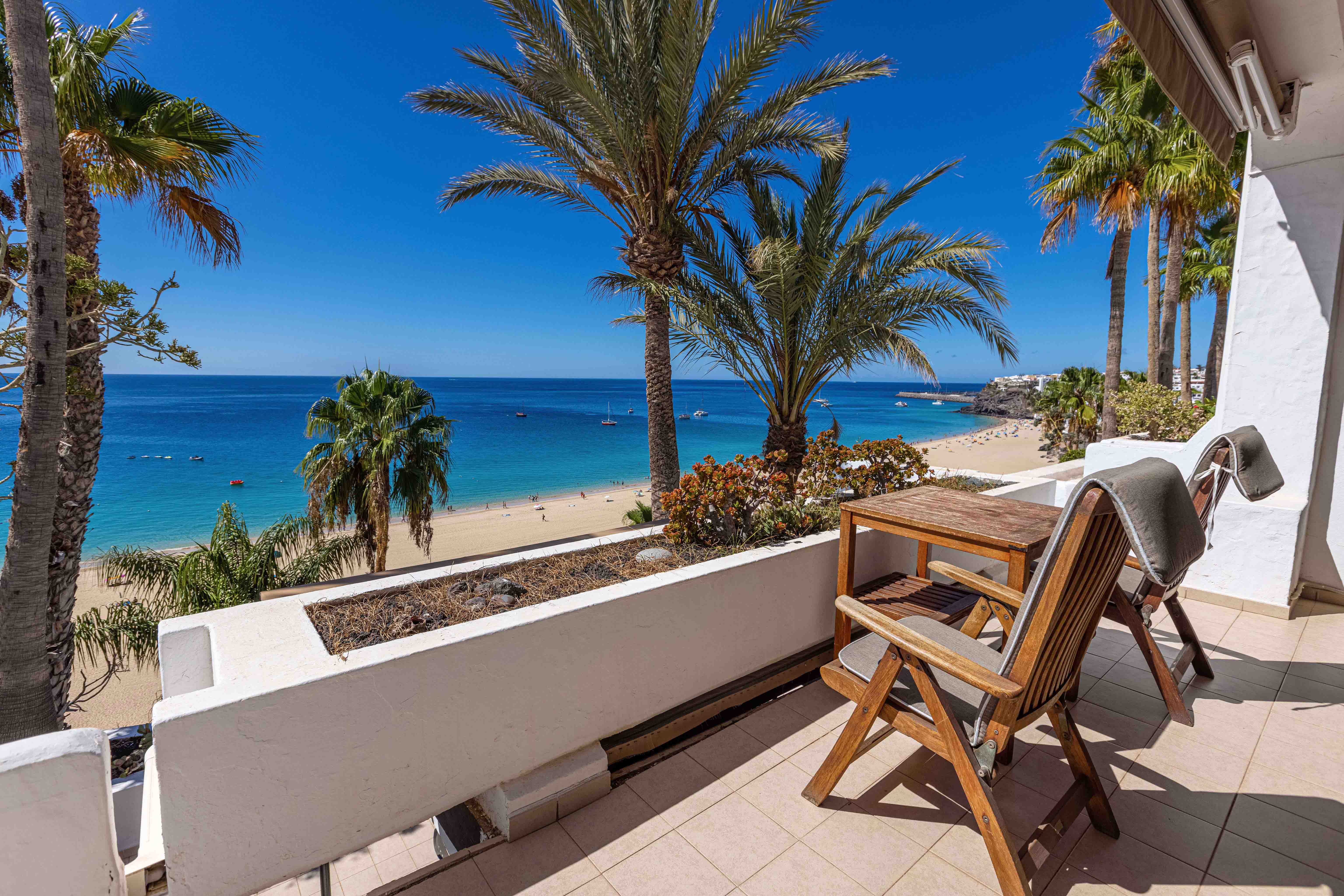 terraza bungalow superior ifa villas altamarena