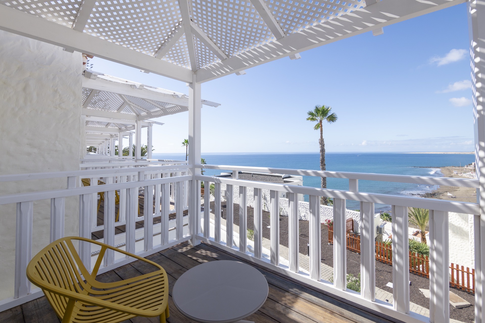 terrasse superior suite meerblick zimmer hotel abora interclub atlantic