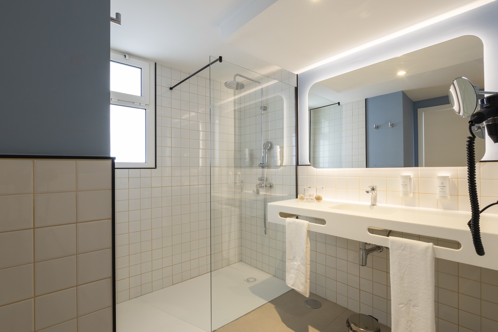 baño habitación superior suite sea view hotel abora interclub atlantic