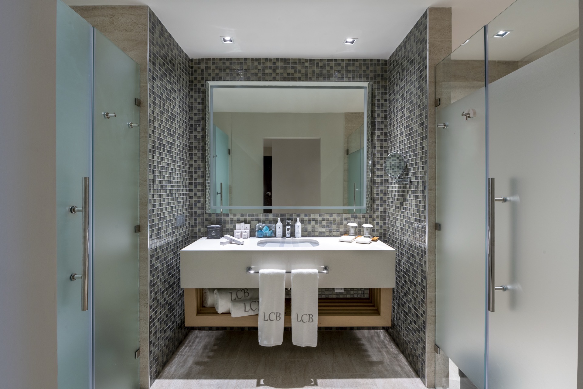 badezimmer unique queen swim up junior suite resort lopesan costa bavaro