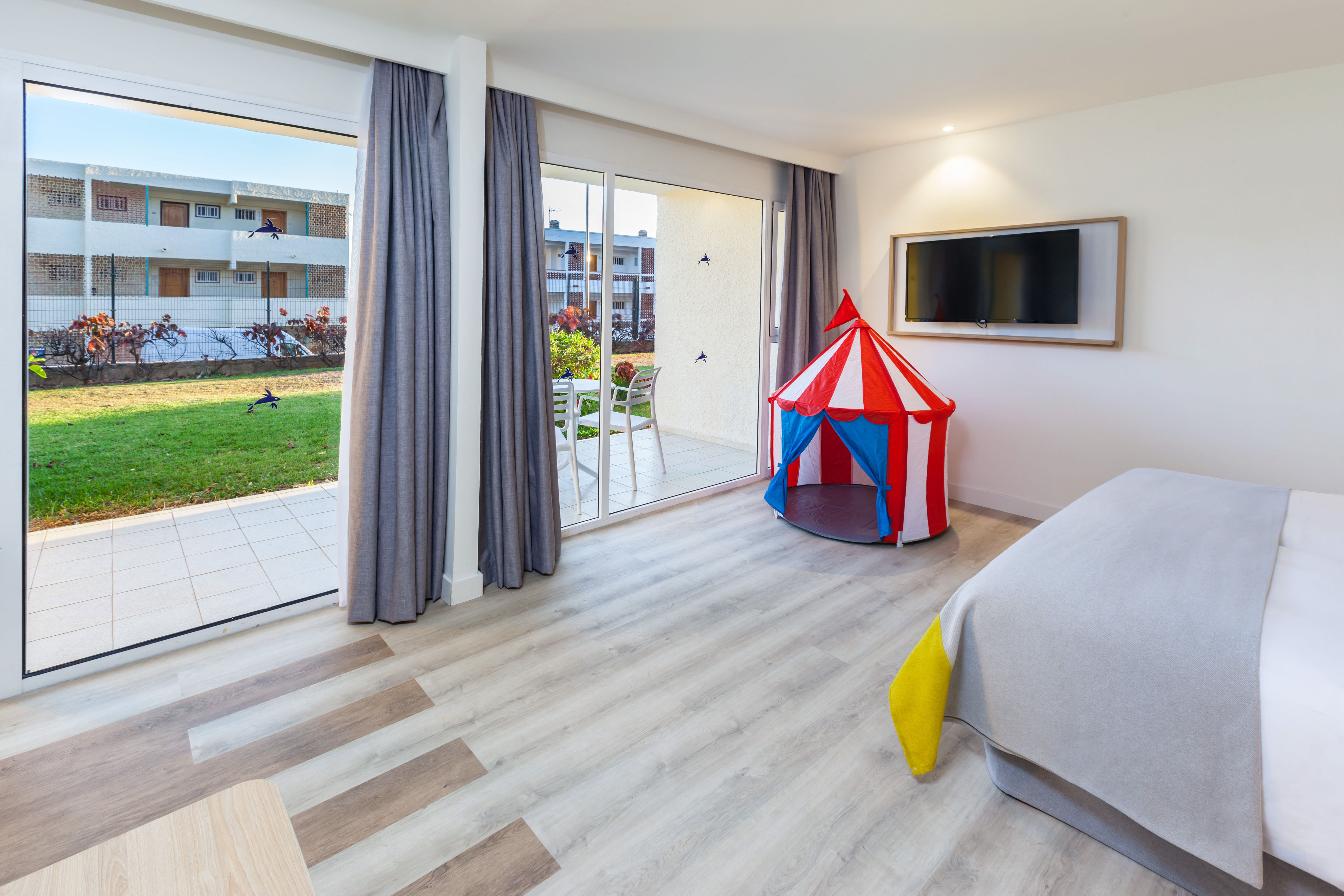 terrasse doppelzimmer familie hotel abora interclub atlantic