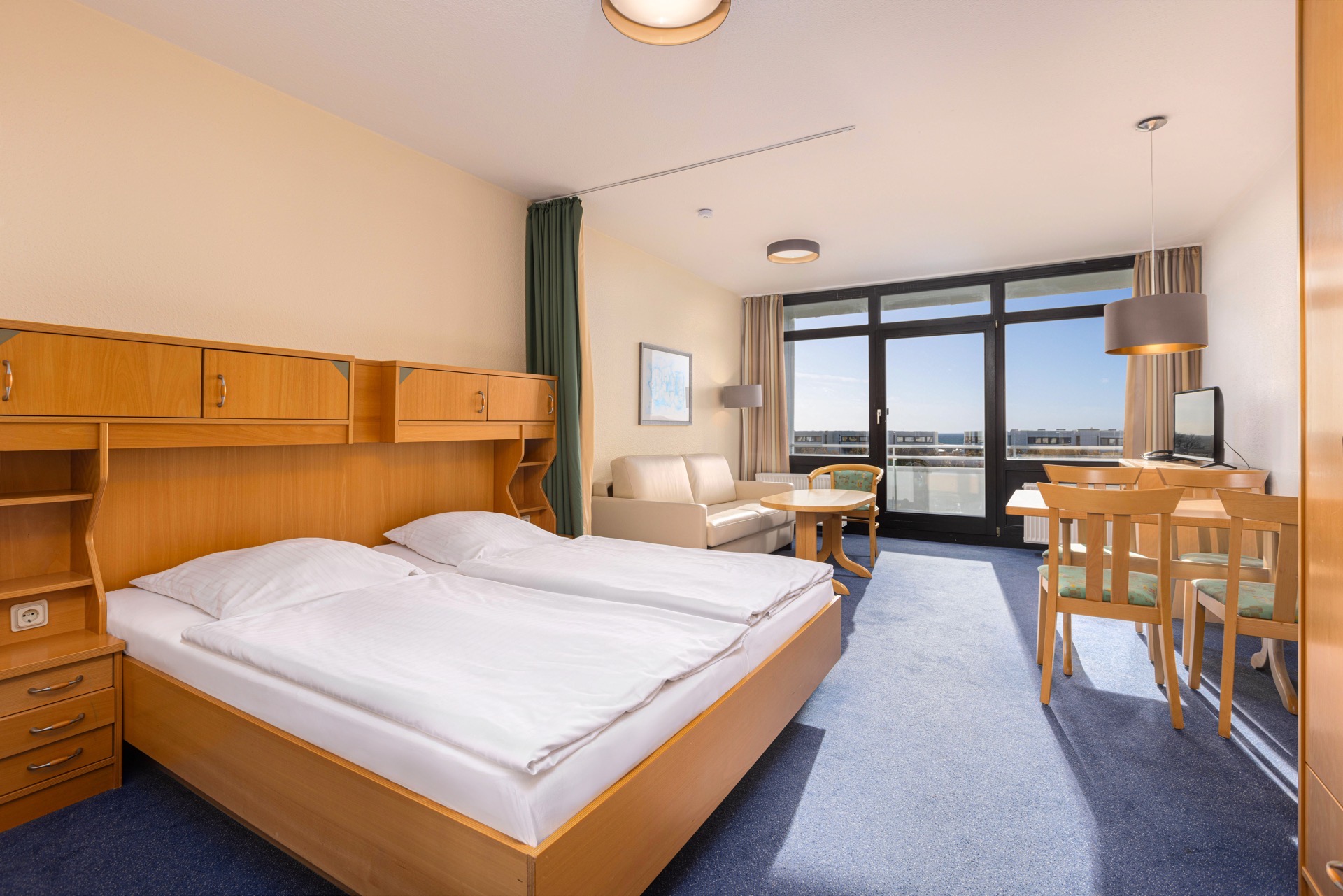 bett doppelzimmer fernblickhaus hotel ifa fehmarn