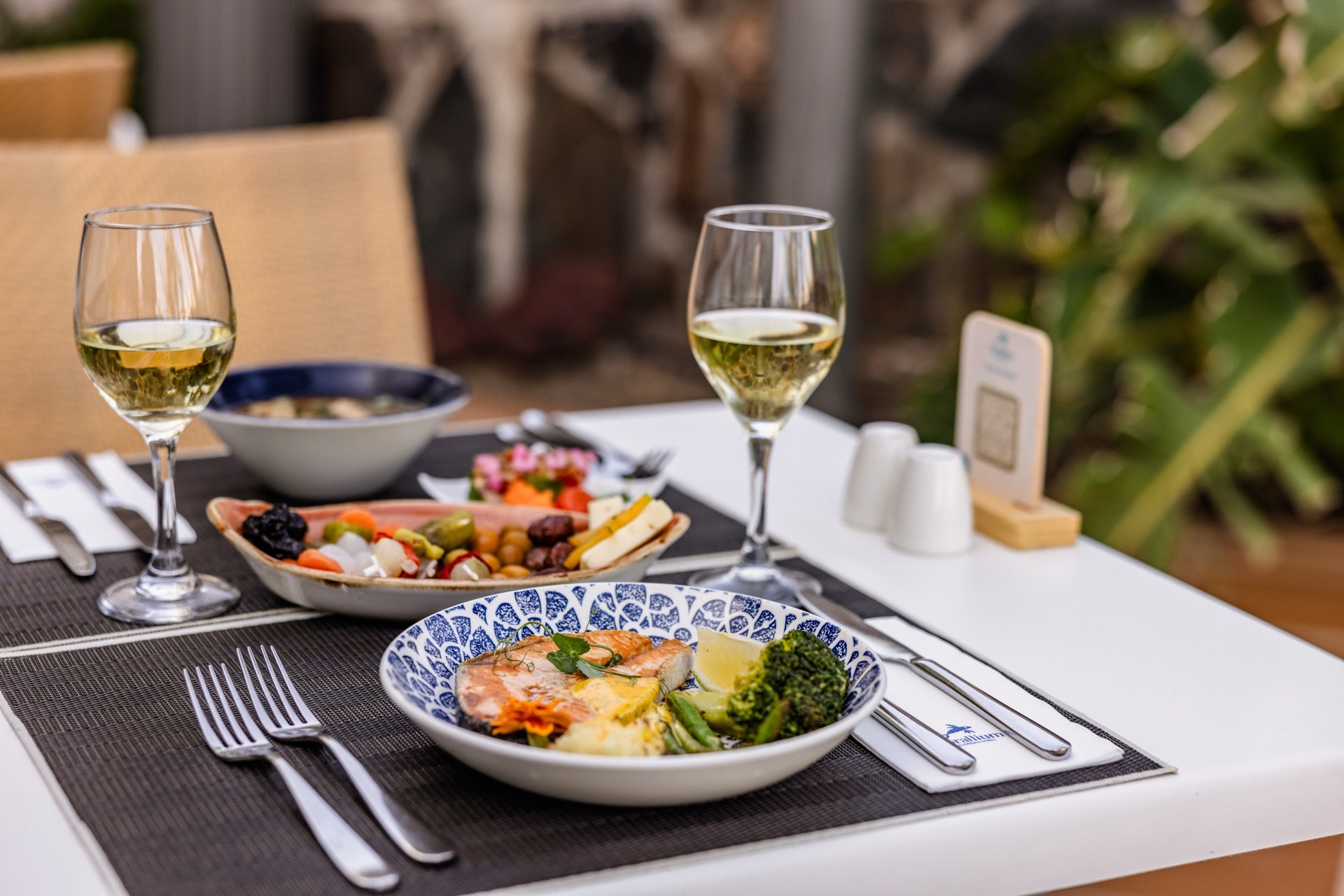 lopesan-hotel-san-agustin-food