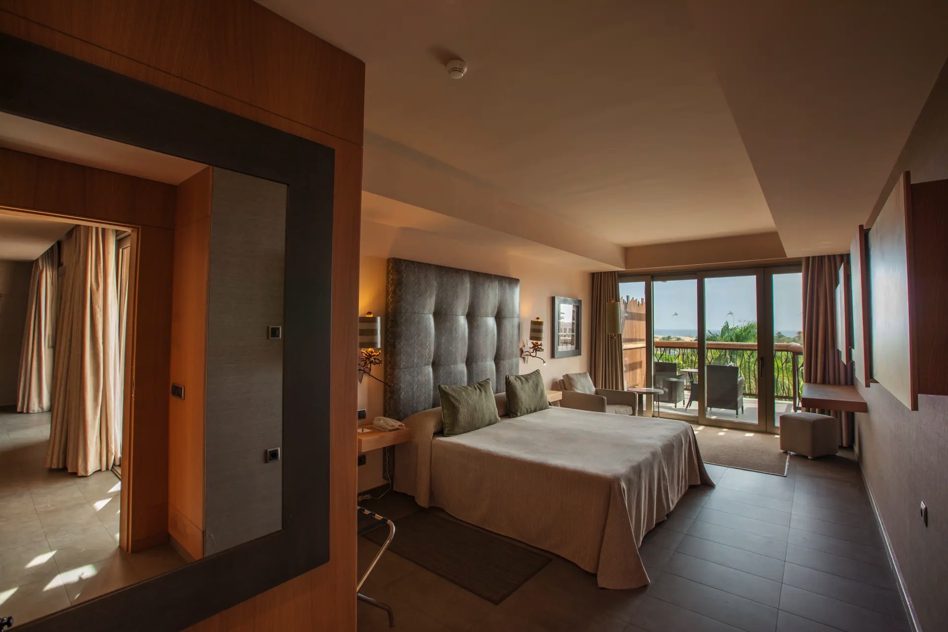 bed lopesan baobab hotel senior suite