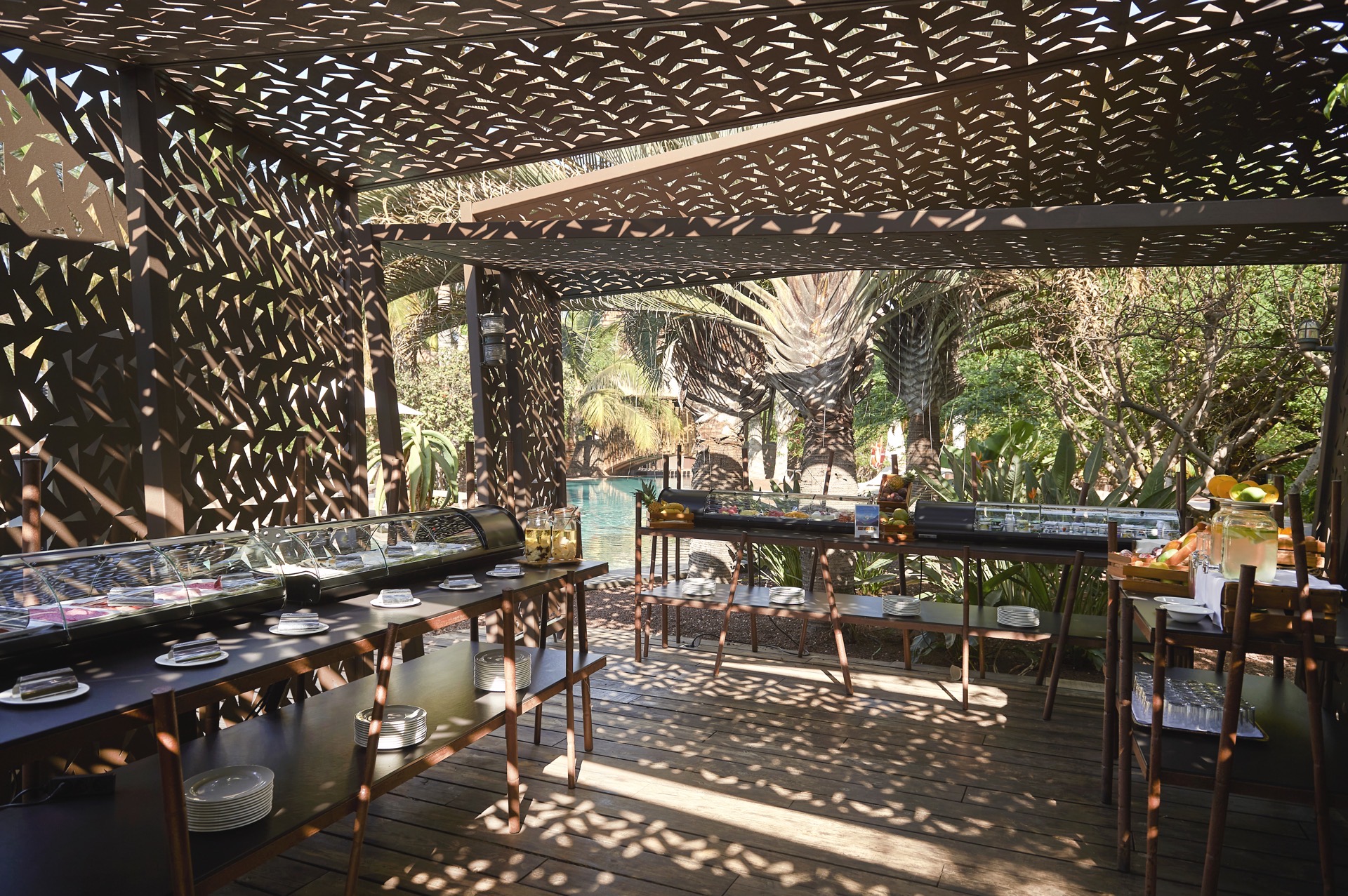 vip breakfast lopesan baobab unique
