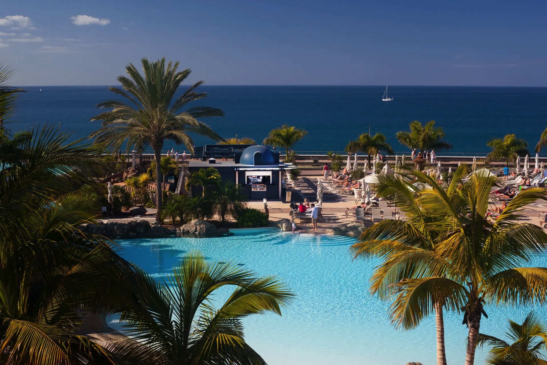 schwimmbad dachterrassenbar lopesan villa del conde resort & thalasso