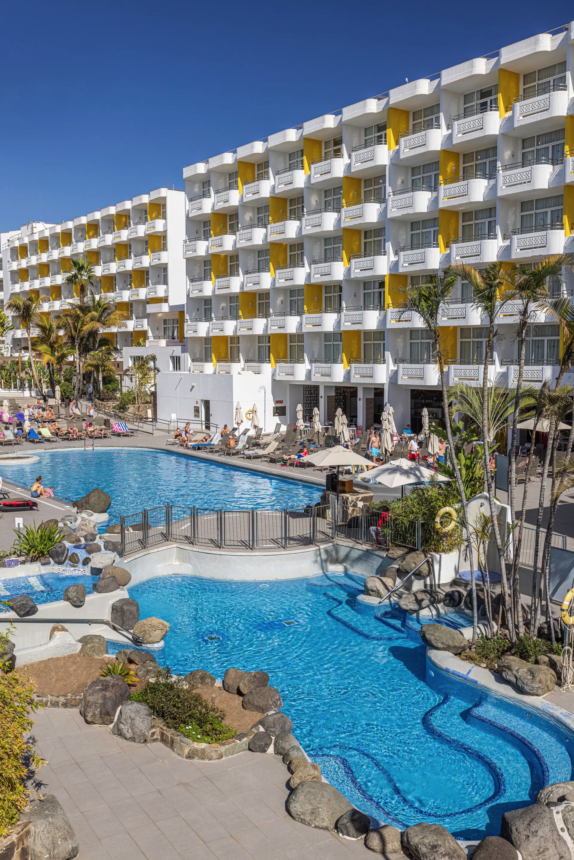 fun-pool-bereich abora catarina by lopesan hotels