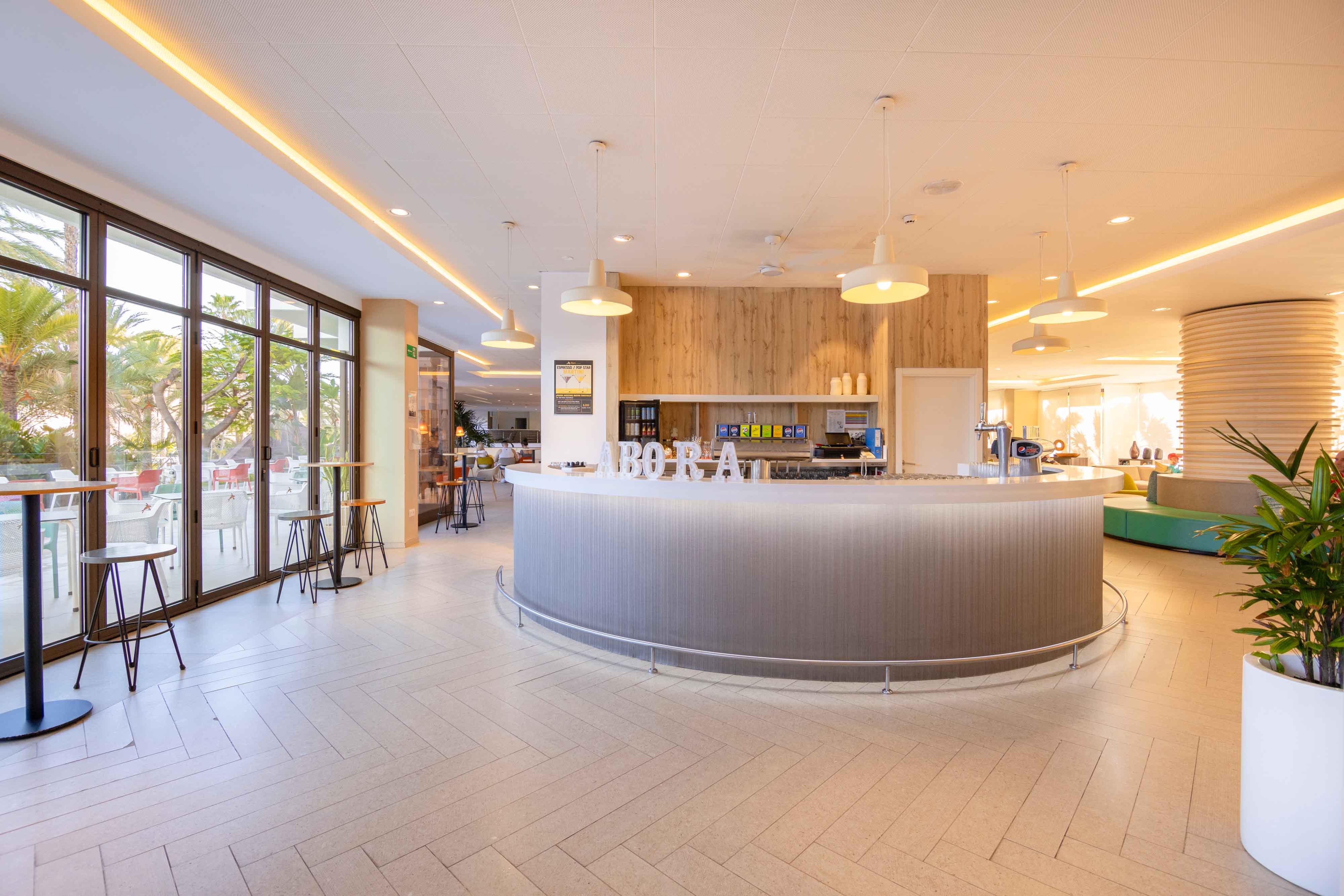 hall bar abora continental by lopesan hotels