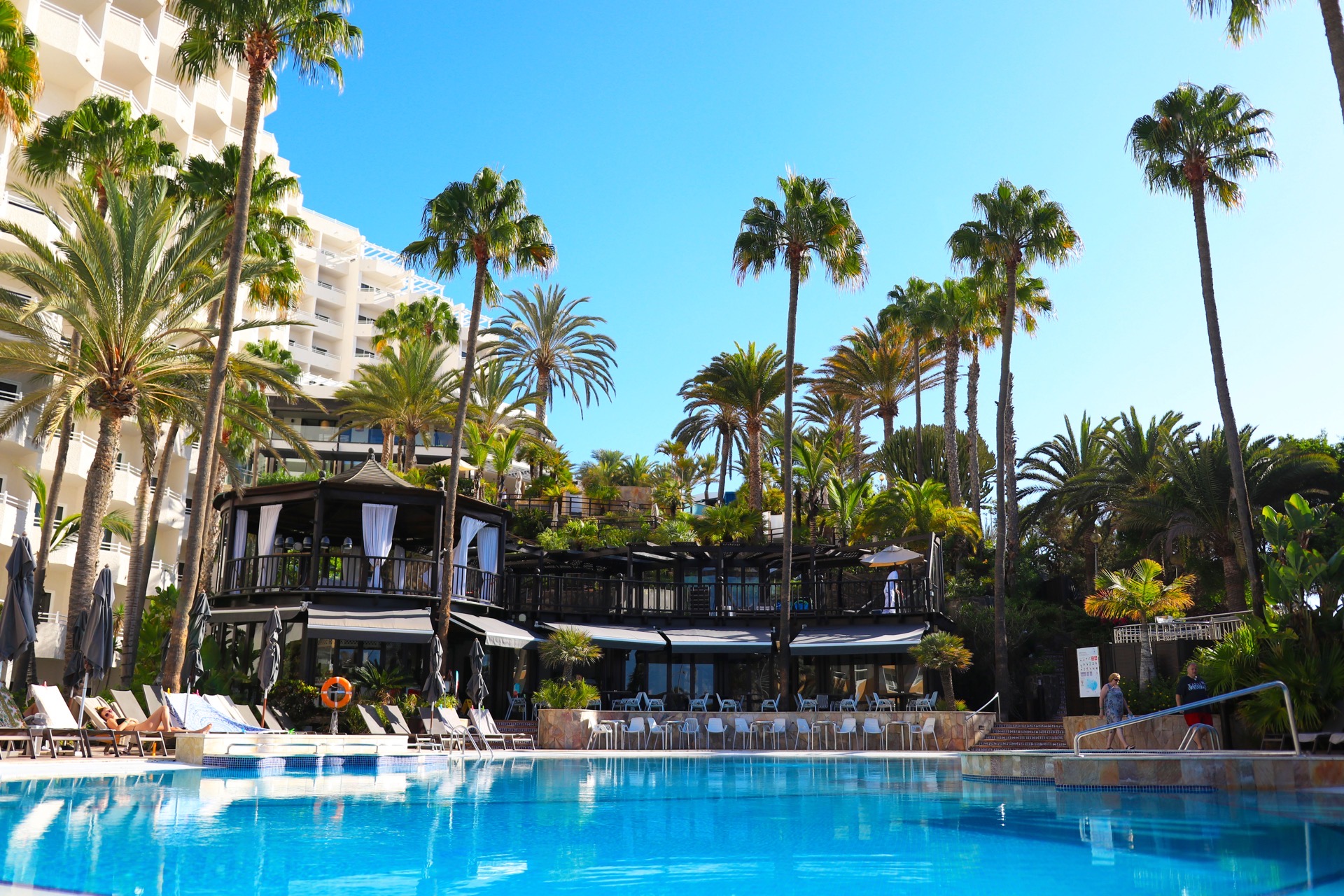 brisa piscina corallium dunamar by lopesan hotels