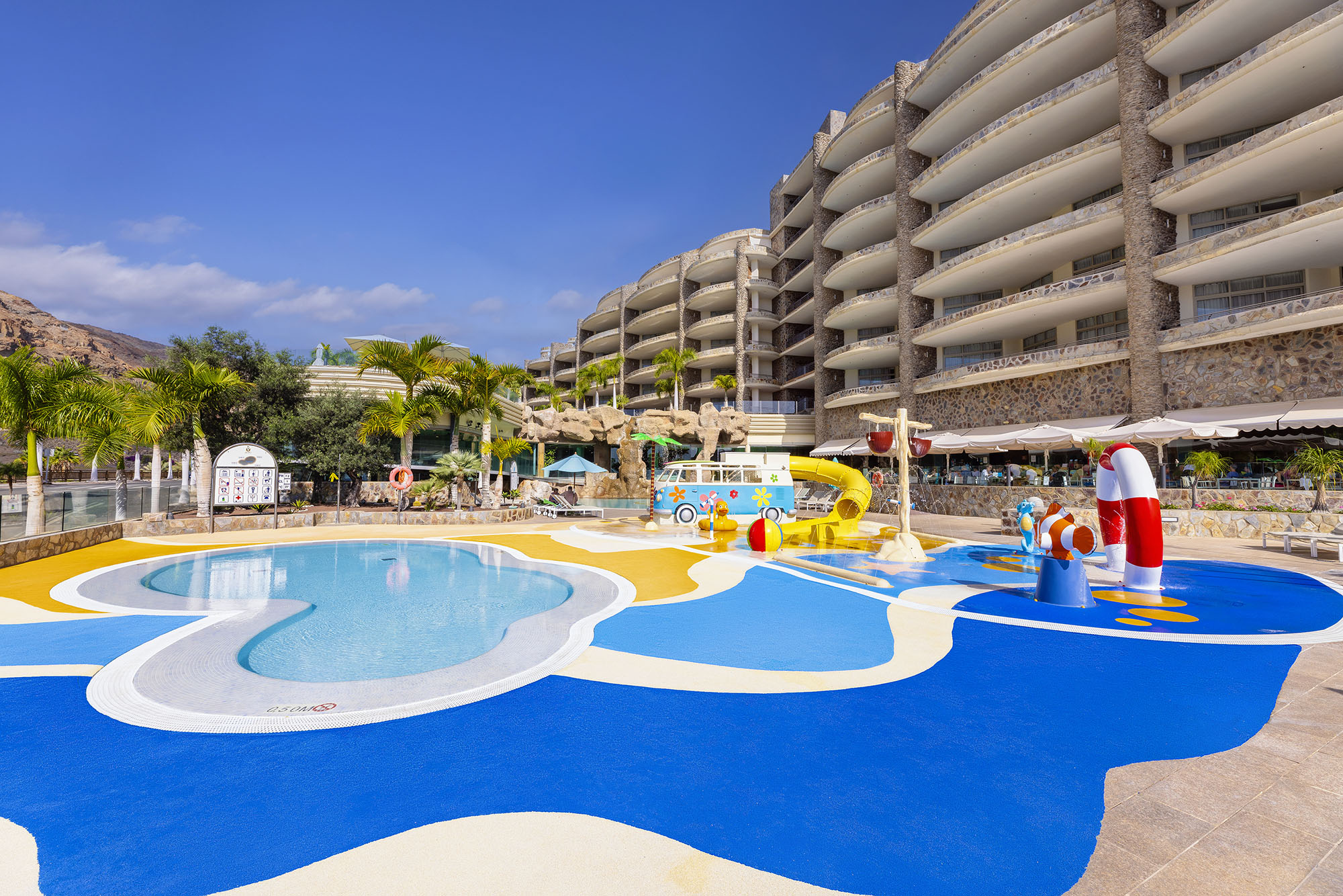 Children’s pool hotel