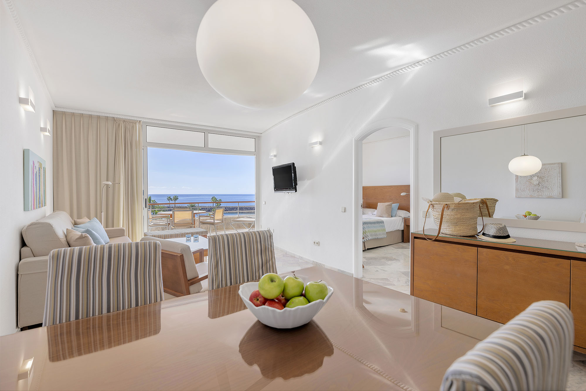 Couple suites Anfie del Mar Resorts
