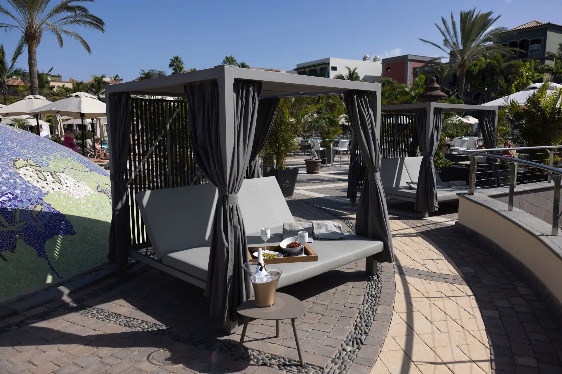 bilder und fotos lopesan villa del conde resort & thalasso balinesische betten