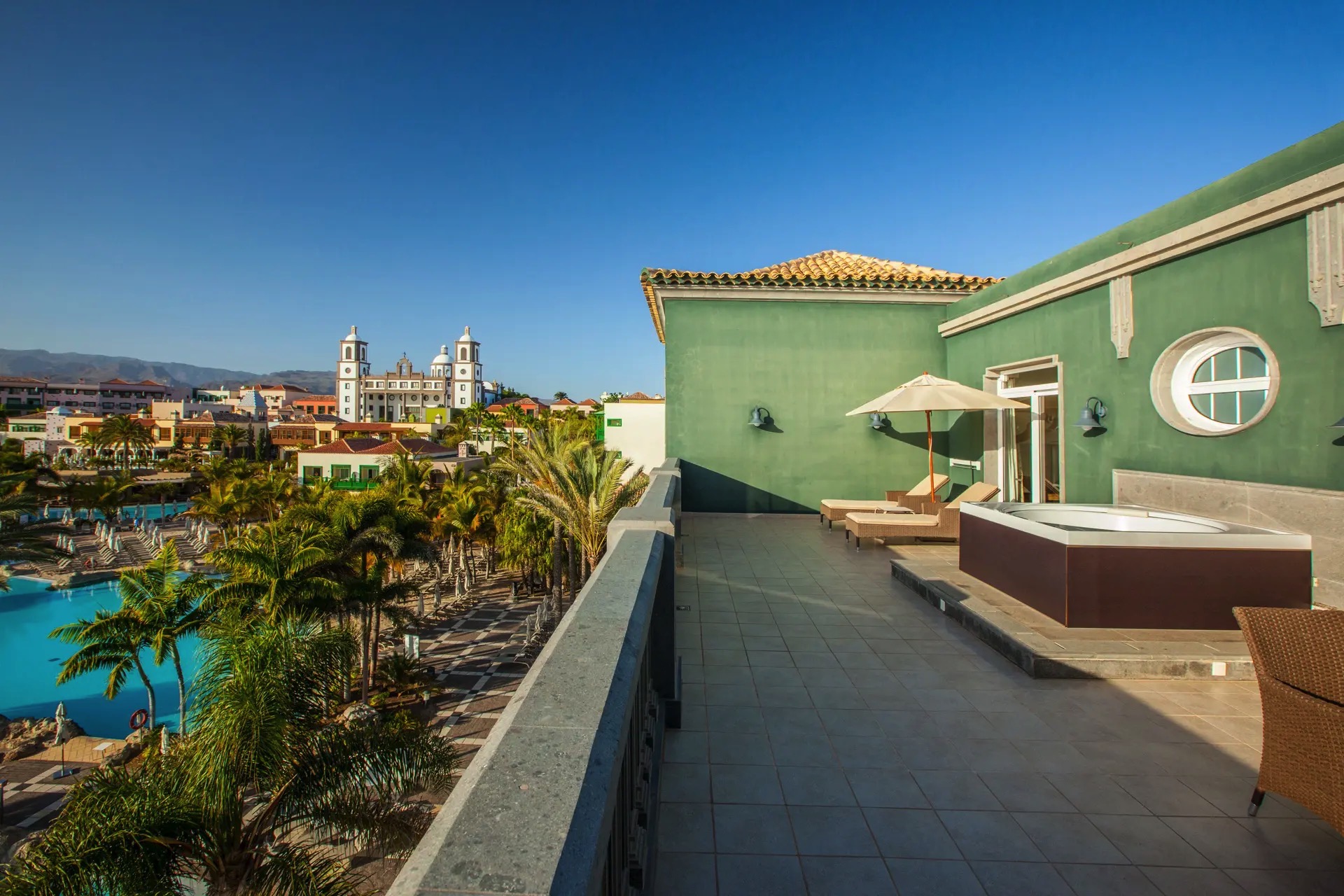 terrace lopesan villa del conde superior suite