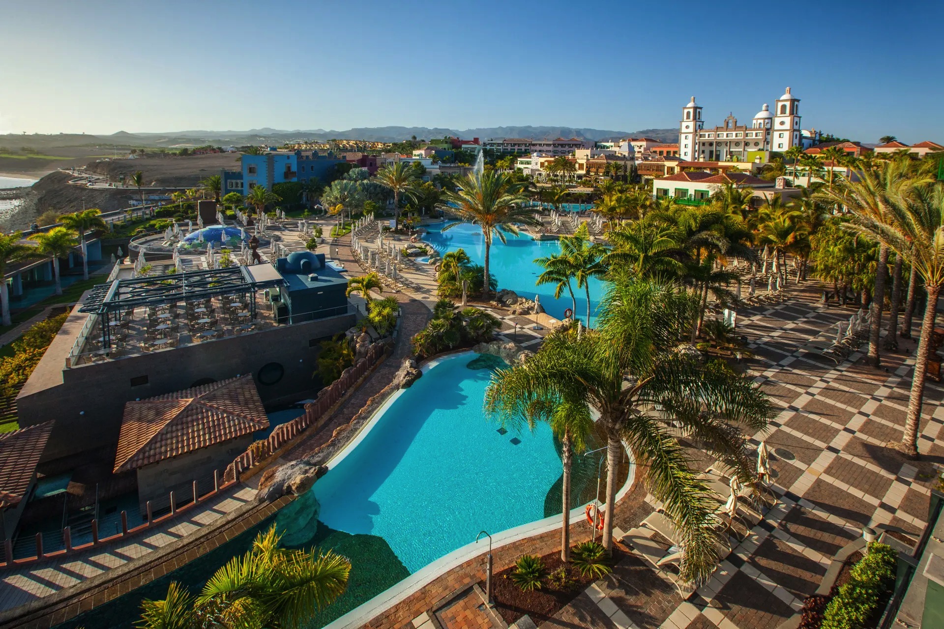 bildergalerie außenbereich hotel lopesan villa del conde