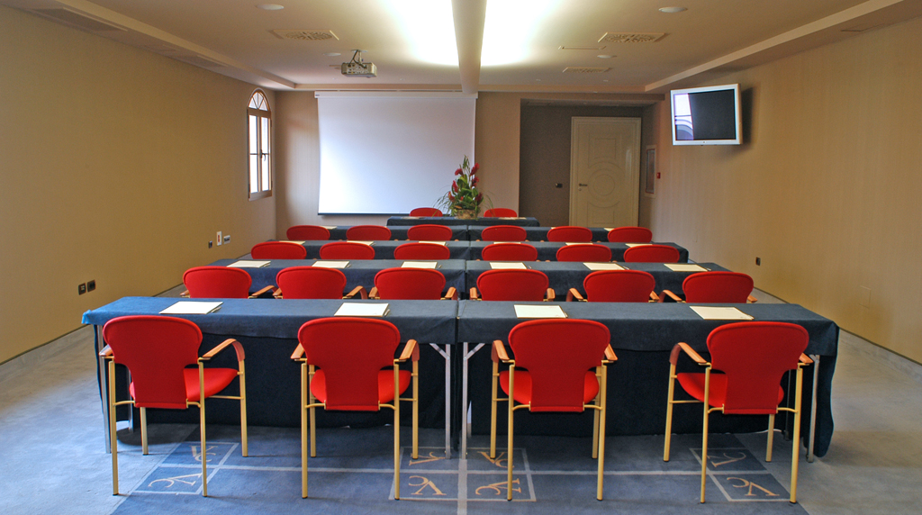 jara hall lopesan villa del conde