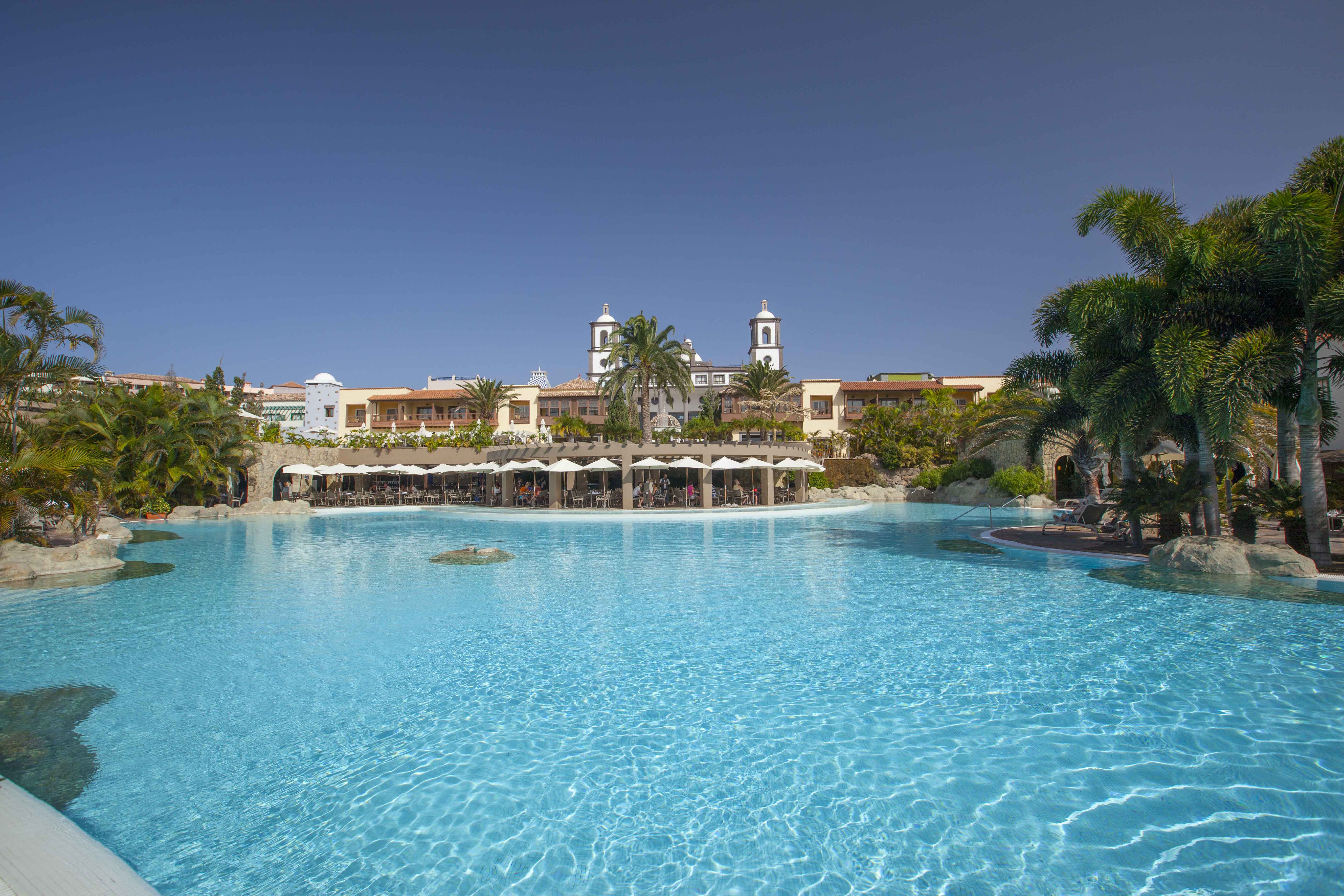 lopesan villa del conde resort & thalasso swimming pool area