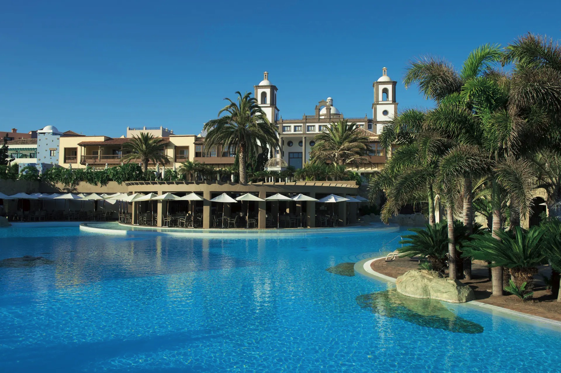 lopesan villa del conde resort & thalasso swimming pool drum pool